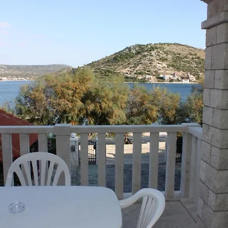 By The Sea Rogoznica - 4255 Daire Rogoznica (Sibenik-Knin)